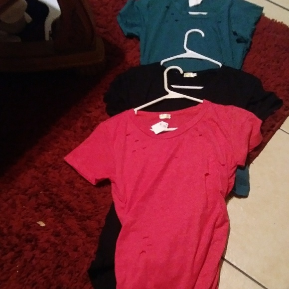 Clothes - Picture 7 of 8